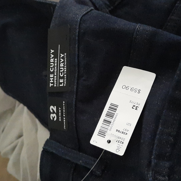 Curvy Super High Rise Skinny Jeans NWT - Picture 5 of 5